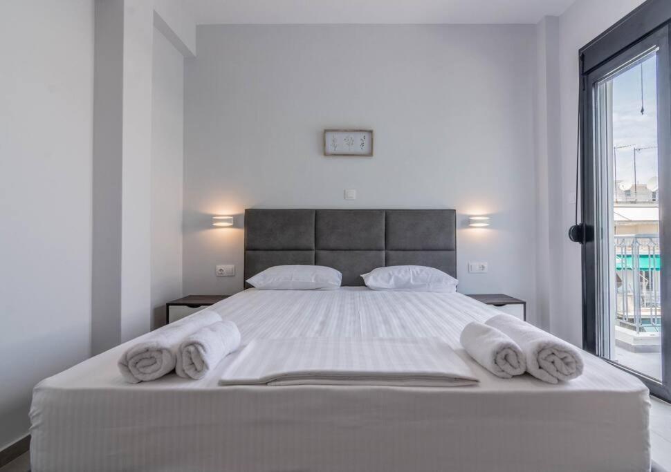 Garden Of Eden In Koukaki Apartment เอเธนส์ ภายนอก รูปภาพ