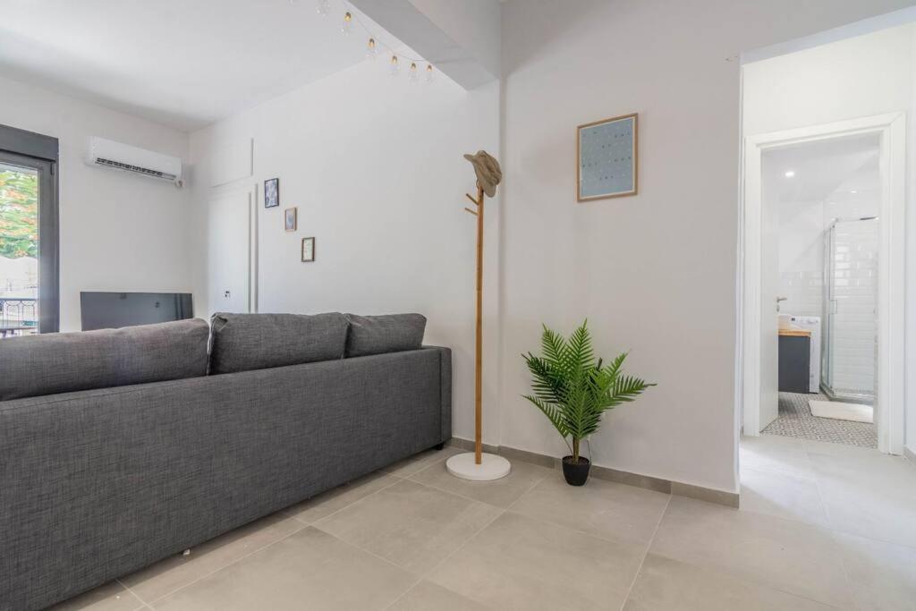 Garden Of Eden In Koukaki Apartment เอเธนส์ ภายนอก รูปภาพ