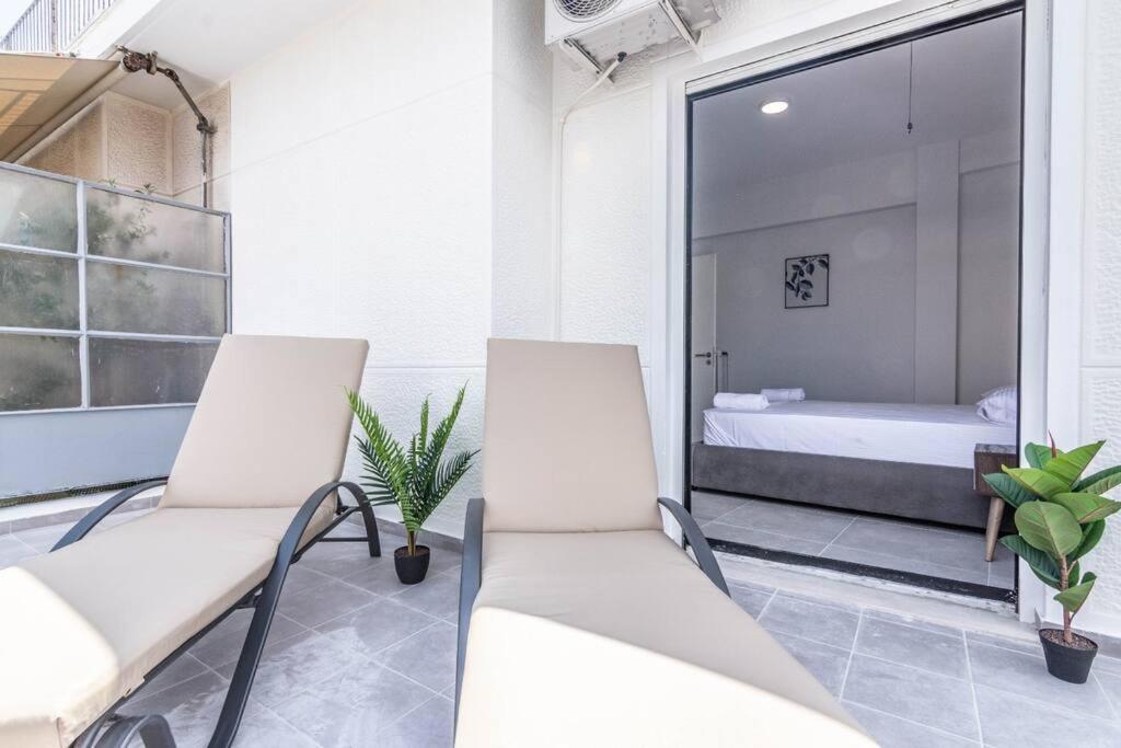 Garden Of Eden In Koukaki Apartment เอเธนส์ ภายนอก รูปภาพ